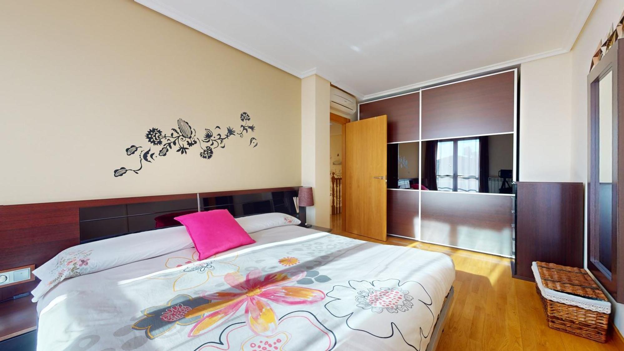 Vt Miranda Apartman Olite Kültér fotó